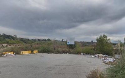 El solar és molt visible des de l'accés a Sabadell per la C-58 | Google Maps